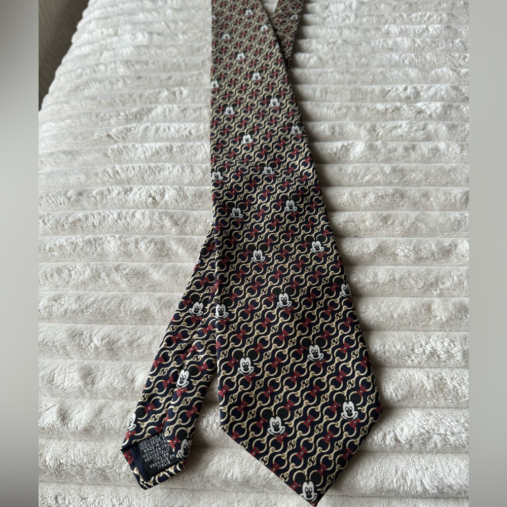 Vintage Disney Tie Rack Mickey Mousr Black Silk Madw in Italy Tie